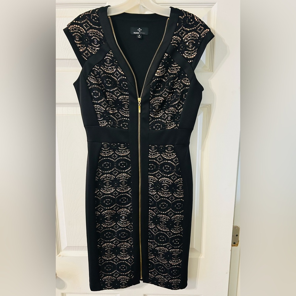 Ronni Nicole Black and Gold Sequin Lace Cocktail Zip Front Dress.